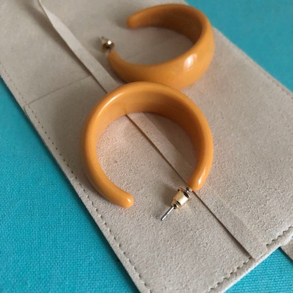 $15 💚 2 For $20 Yellow Acrylic Hoop Earrings - Picture 3 of 7